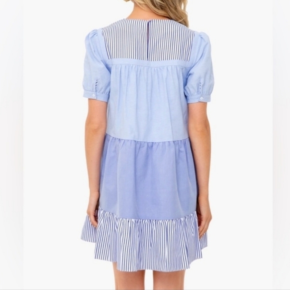 Pomander Place Tuckernuck Preppy Feminine Quinn Tiered Mini Dress Blue Stripe XS - Picture 3 of 16